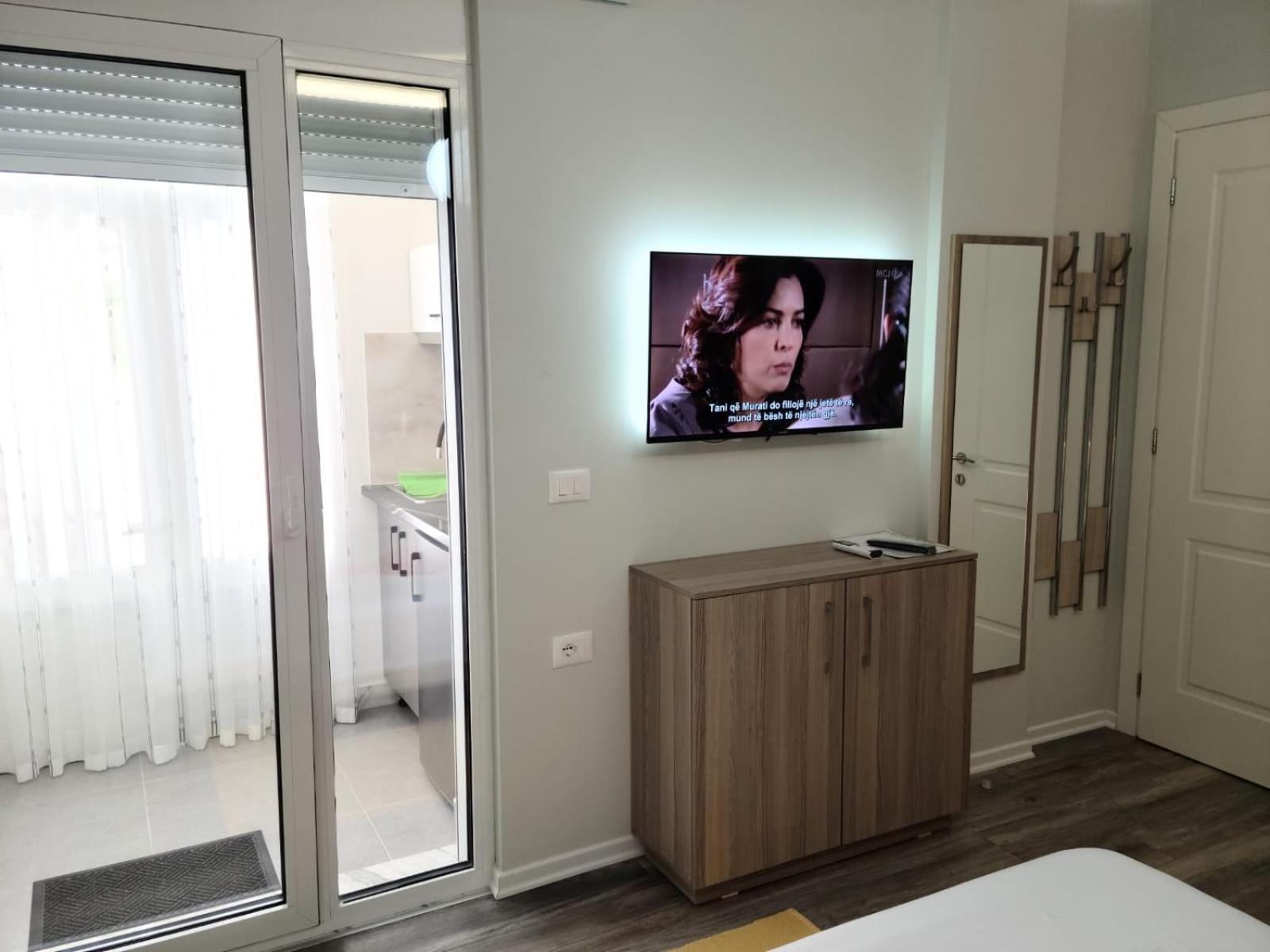 Travelers' Korca Home Exteriör bild