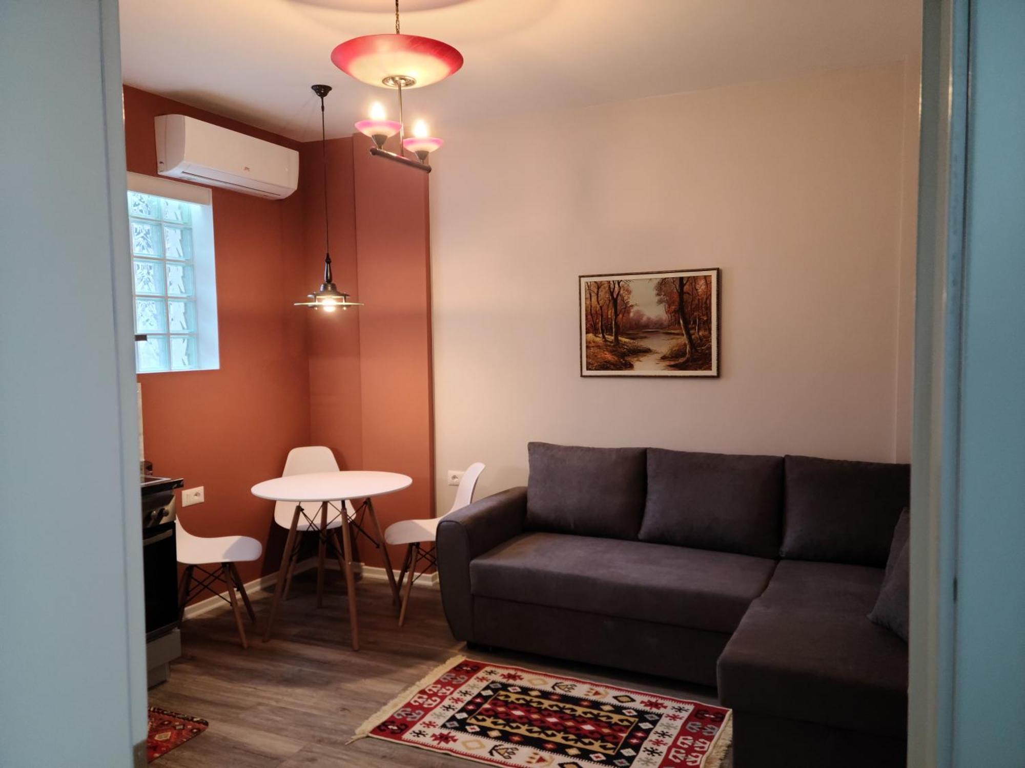 Travelers' Korca Home Exteriör bild